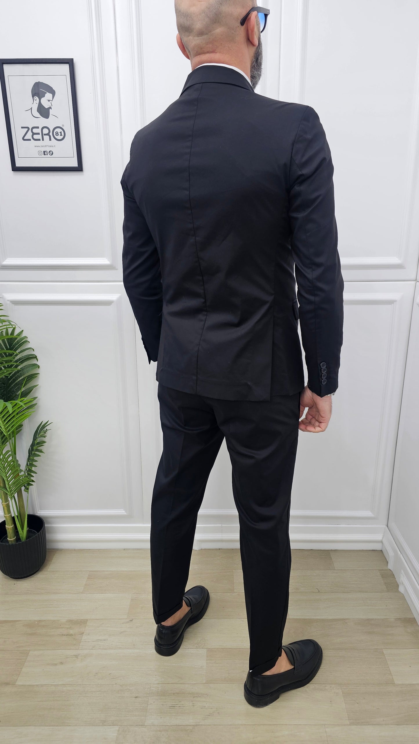 Abito uomo doppiopetto+camicia+cravatta Tinta Unita Nero made in italy 44,46,48,50,52,54