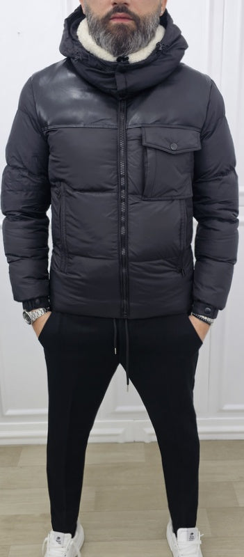 Giubbino uomo impermabile nero  cappuccio estraibile collo in eco pelliccia s,m,l,xl,xxl